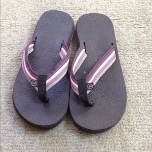 Zealand thong flip flops